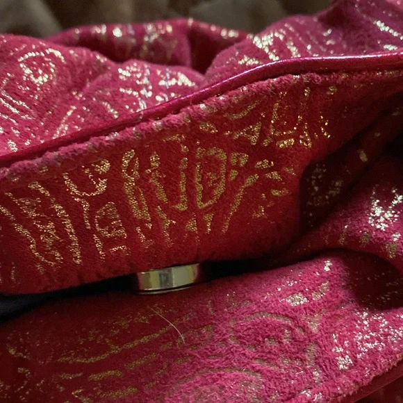 Kathy Van Zeeland shoulder bag. New w/o tags. Never used. Pink/Silver/Black/Gold - Picture 16 of 16